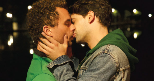 PARIS 05:59: THEO & HUGO